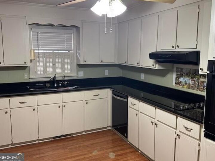 Property Photo:  309 N Pleasant Hill Road  GA 31093 