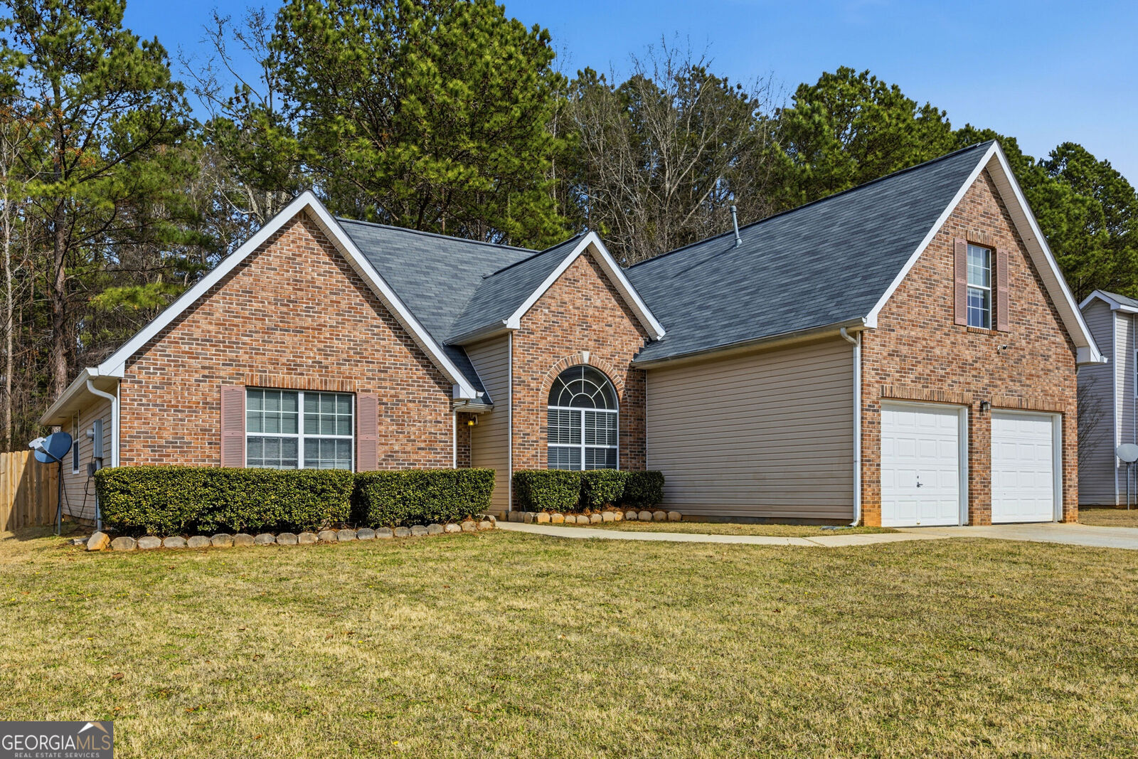 Property Photo:  315 Ermines Way  GA 30253 