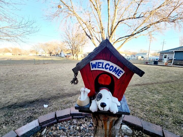 Property Photo: 617 S Plum NE 68801