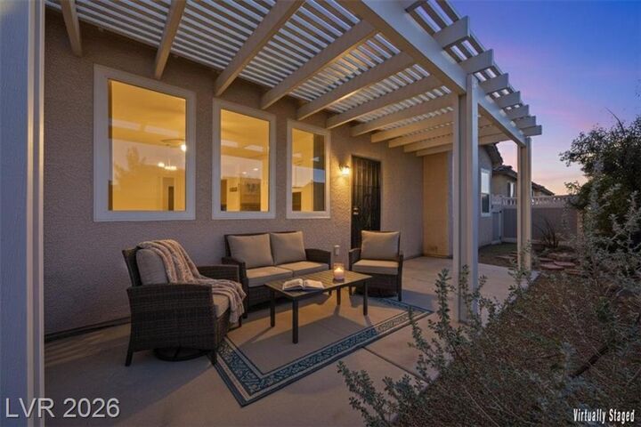 Property Photo: 981 Crescent Falls Street NV 89011