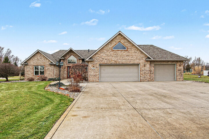 Property Photo:  210 Windy Oak Drive  IN 46341 