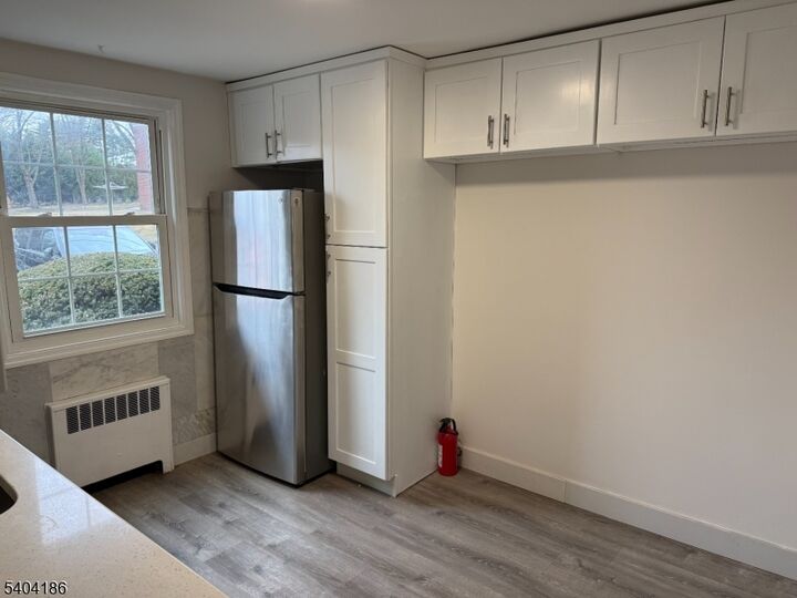 Property Photo:  445 Morris Avenue, Unit 1A  NJ 07081 