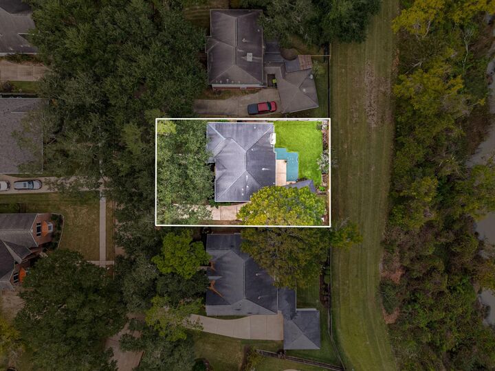 Property Photo: 435 Wild Peach Place TX 77459