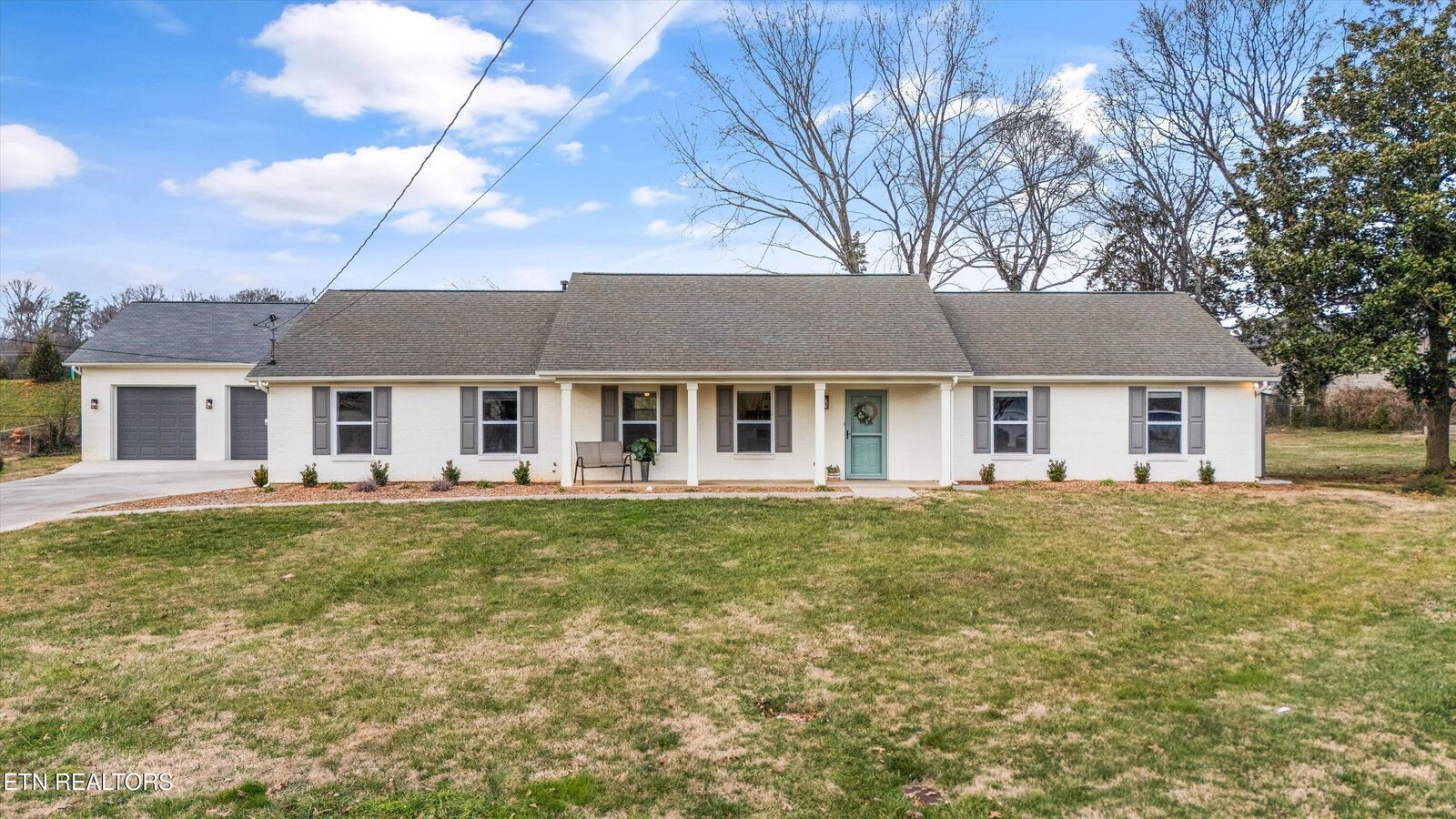 Property Photo: 827 Plainfield Rd TN 37923