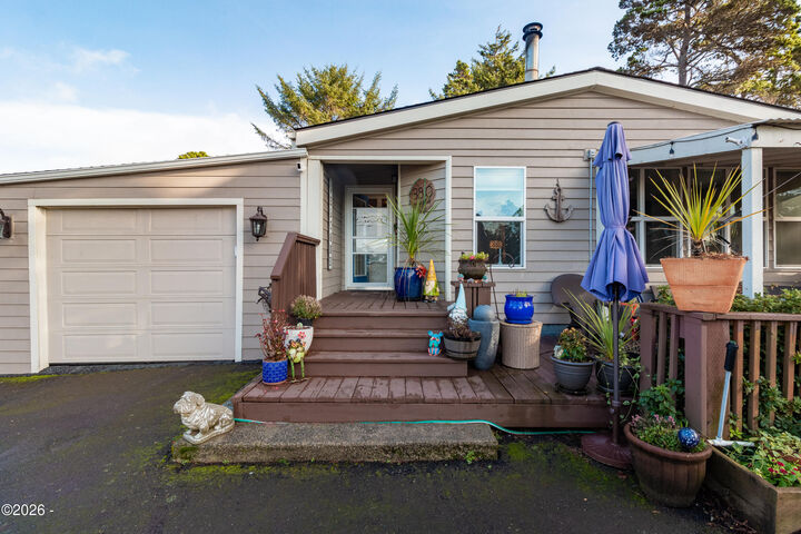Property Photo:  3810 Evergreen Avenue  OR 97341 