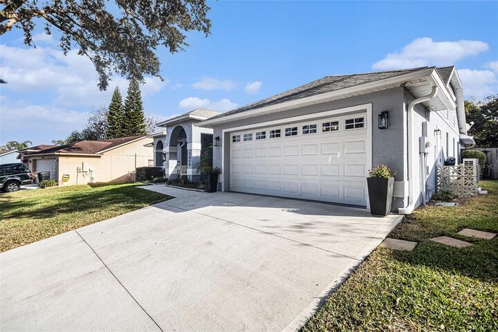 Property Photo: 2479 Bent Way Court FL 32703