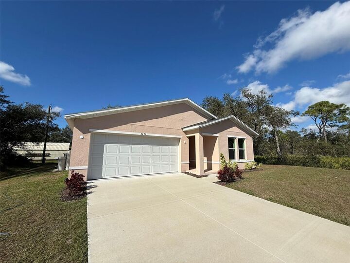 Property Photo: 3471 Ledgewood Street FL 33948