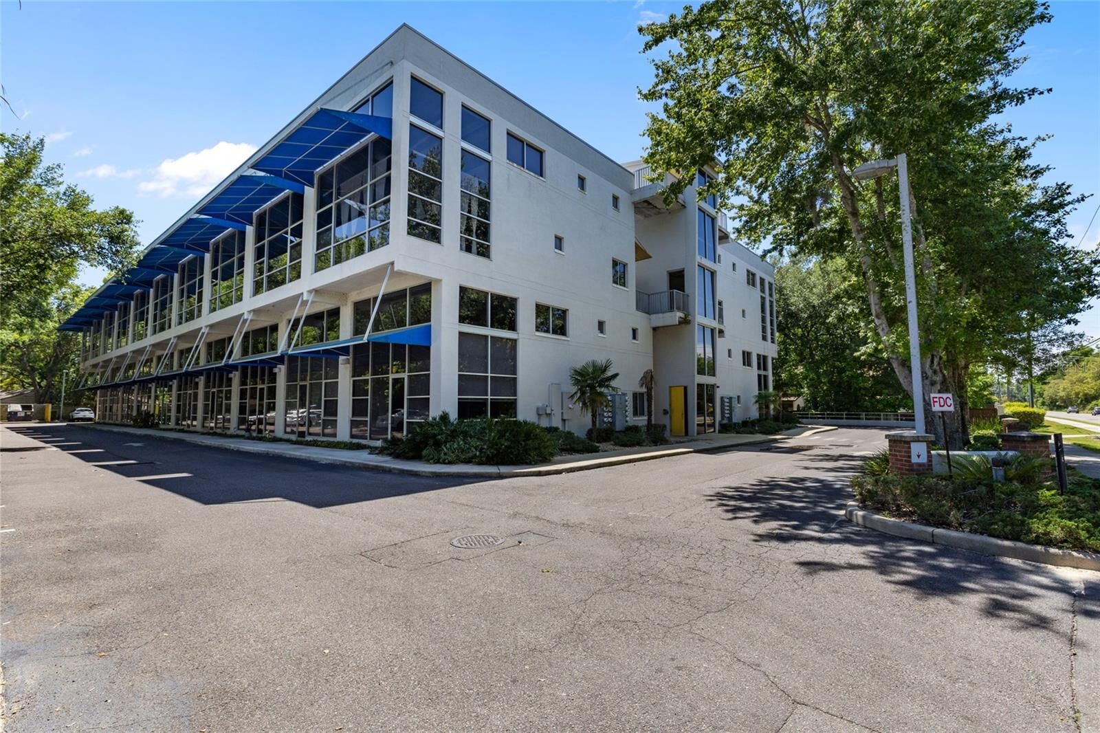 Property Photo:  2515 SW 35th Place 203  FL 32608 