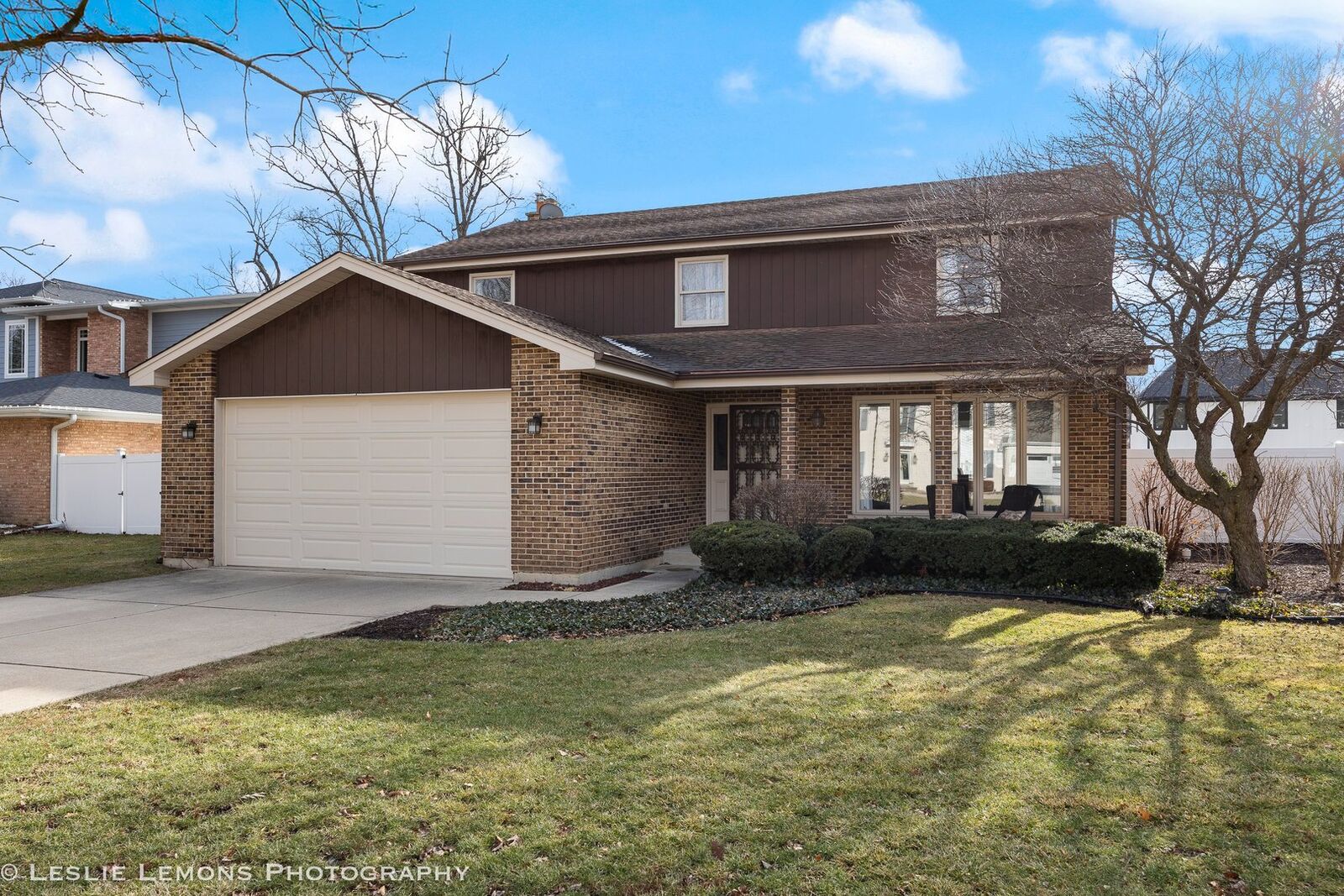 Property Photo:  398 Woodlane Court  IL 60191 