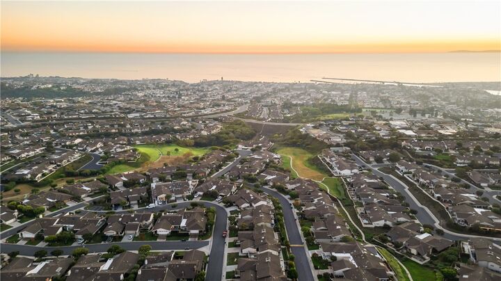 Property Photo: 5 Curl CA 92625