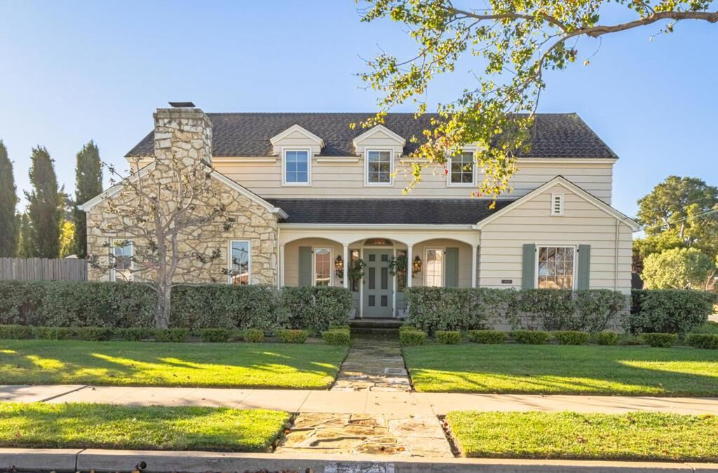 Property Photo:  202 Pine Street  CA 93901 