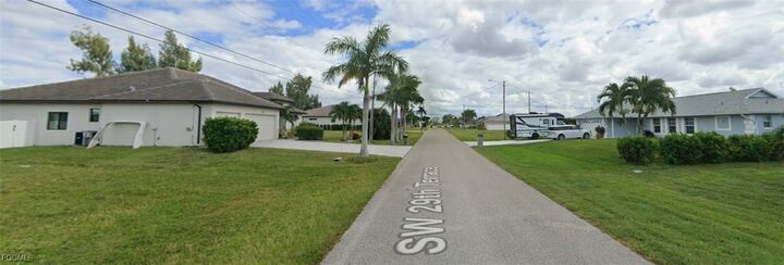 Property Photo:  2015 SW 29th Terrace  FL 33914 