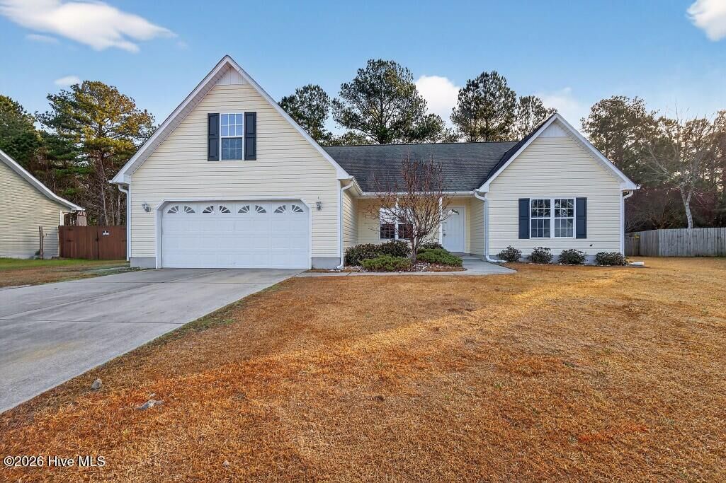 Property Photo:  1504 Mesquite Court  NC 28532 