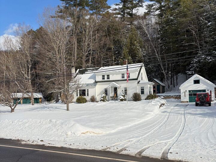 Property Photo:  819 Eastside Road  NH 03262 