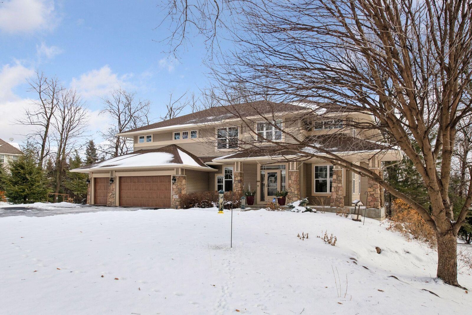 Property Photo:  7423 Tristan Knoll  MN 55331 