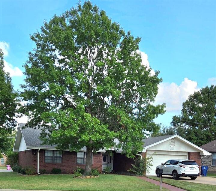 Property Photo:  2005 Monte Cristo Way  TX 75092 