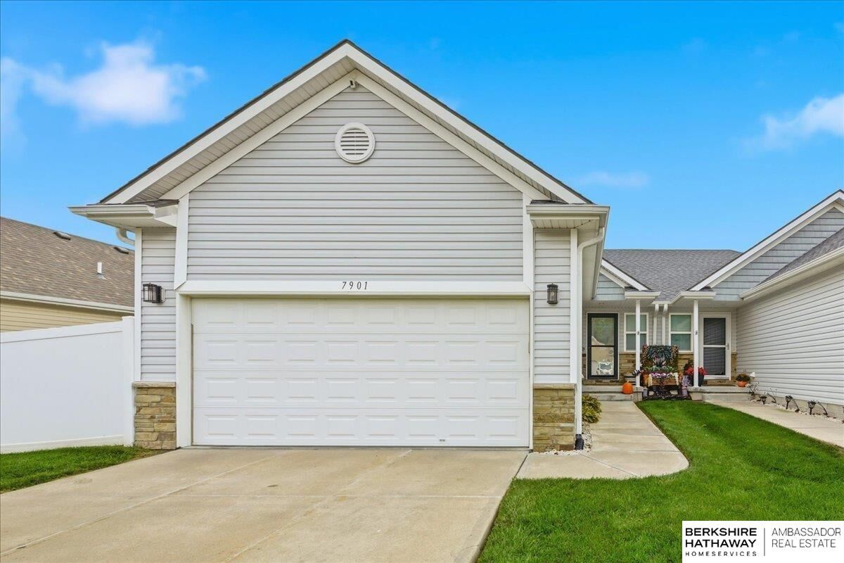 Property Photo:  7901 S 24th Street  NE 68147 