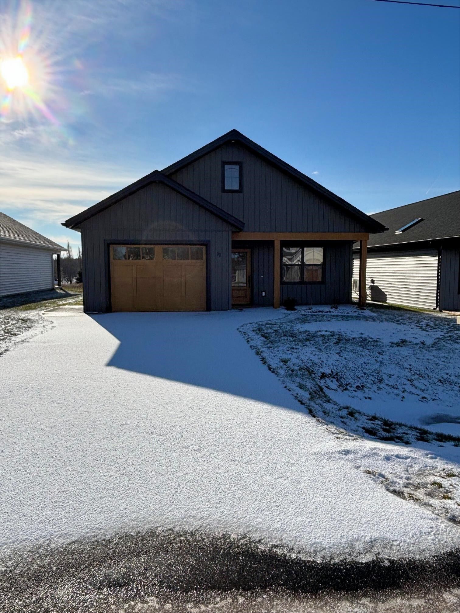 Property Photo: 32 Reddin Heights PE C1B 1Z4