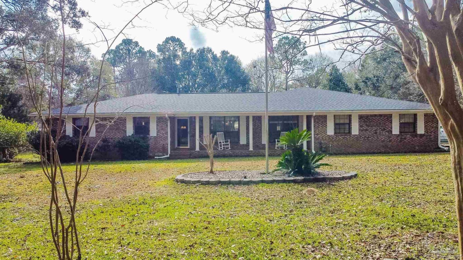Property Photo:  3211 Dunaway Ln  FL 32526 