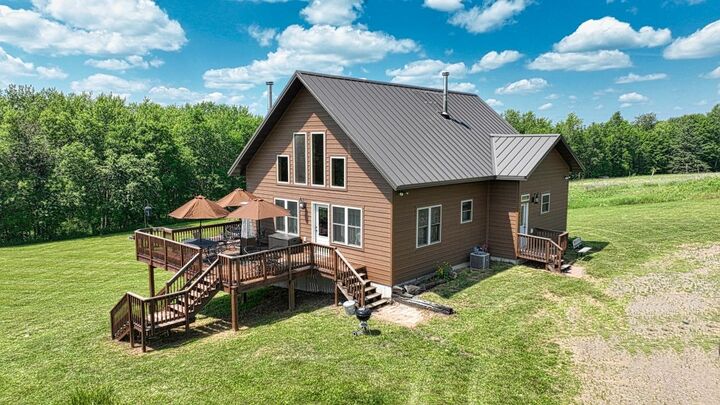 Property Photo:  75500 Joe Rein Road  WI 54527 