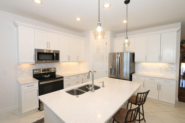 Property Photo:  8881 SW Breve Way  FL 34987 