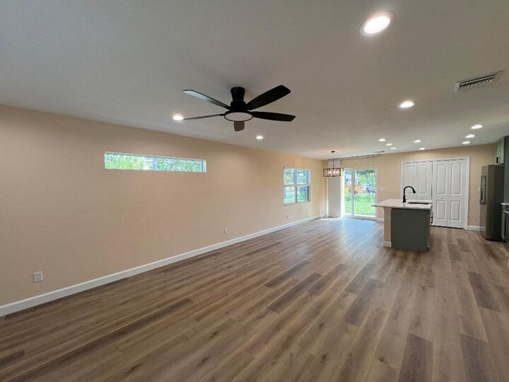Property Photo:  1001 Tennessee Avenue A  FL 34950 
