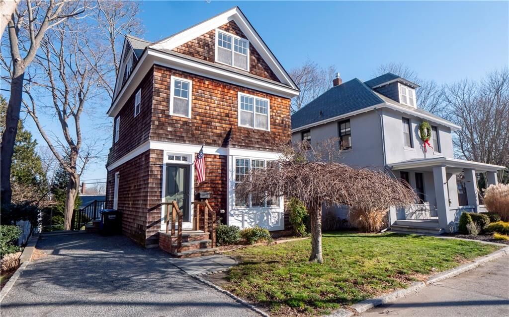 Property Photo:  4 Kay Terrace  RI 02840 