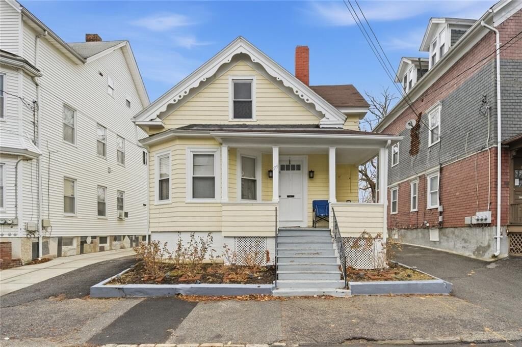 Property Photo:  175 Montgomery Avenue  RI 02905 