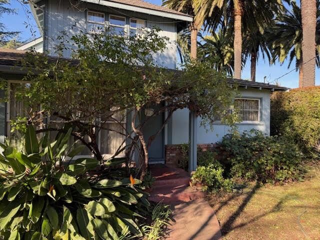 Property Photo:  1280 Grant Road  CA 94024 