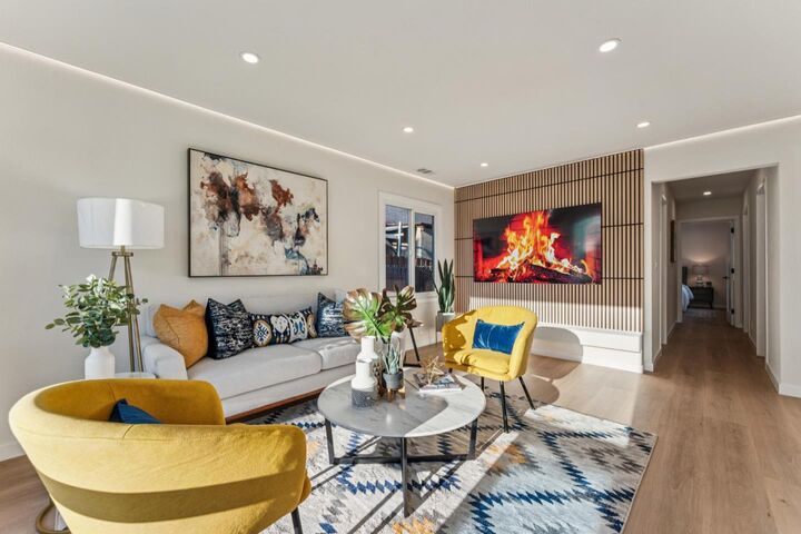 Property Photo:  584 Warden Avenue  CA 94577 