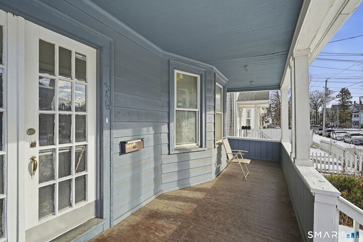 Property Photo:  673 Elm Street  CT 06511 