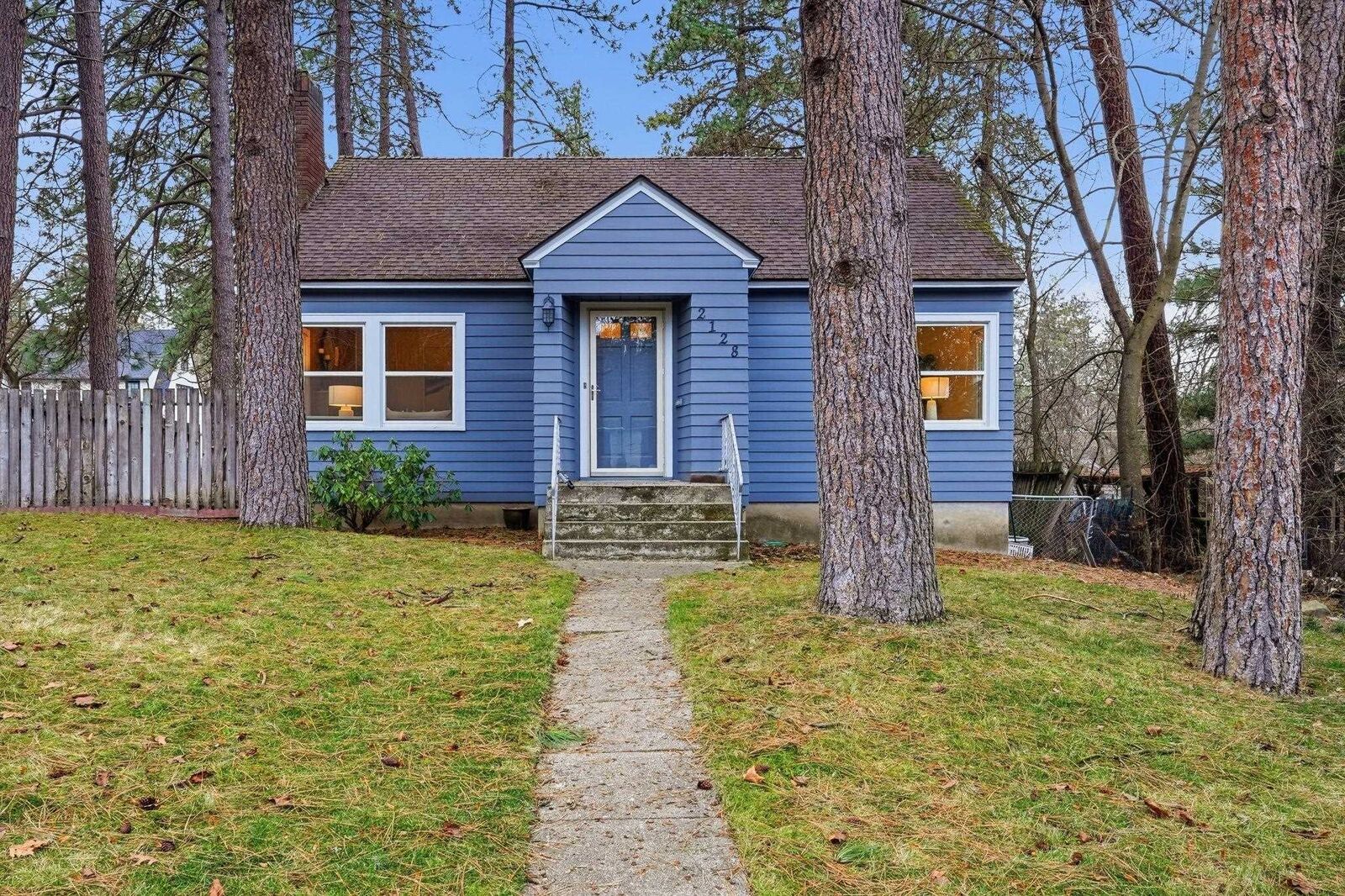 Property Photo:  2128 S Post St  WA 99203 