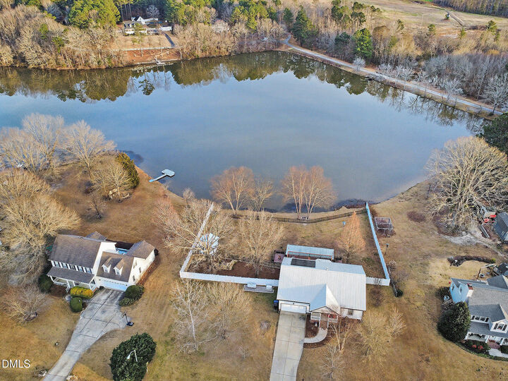 Property Photo:  735 Cross Link Drive  NC 27501 