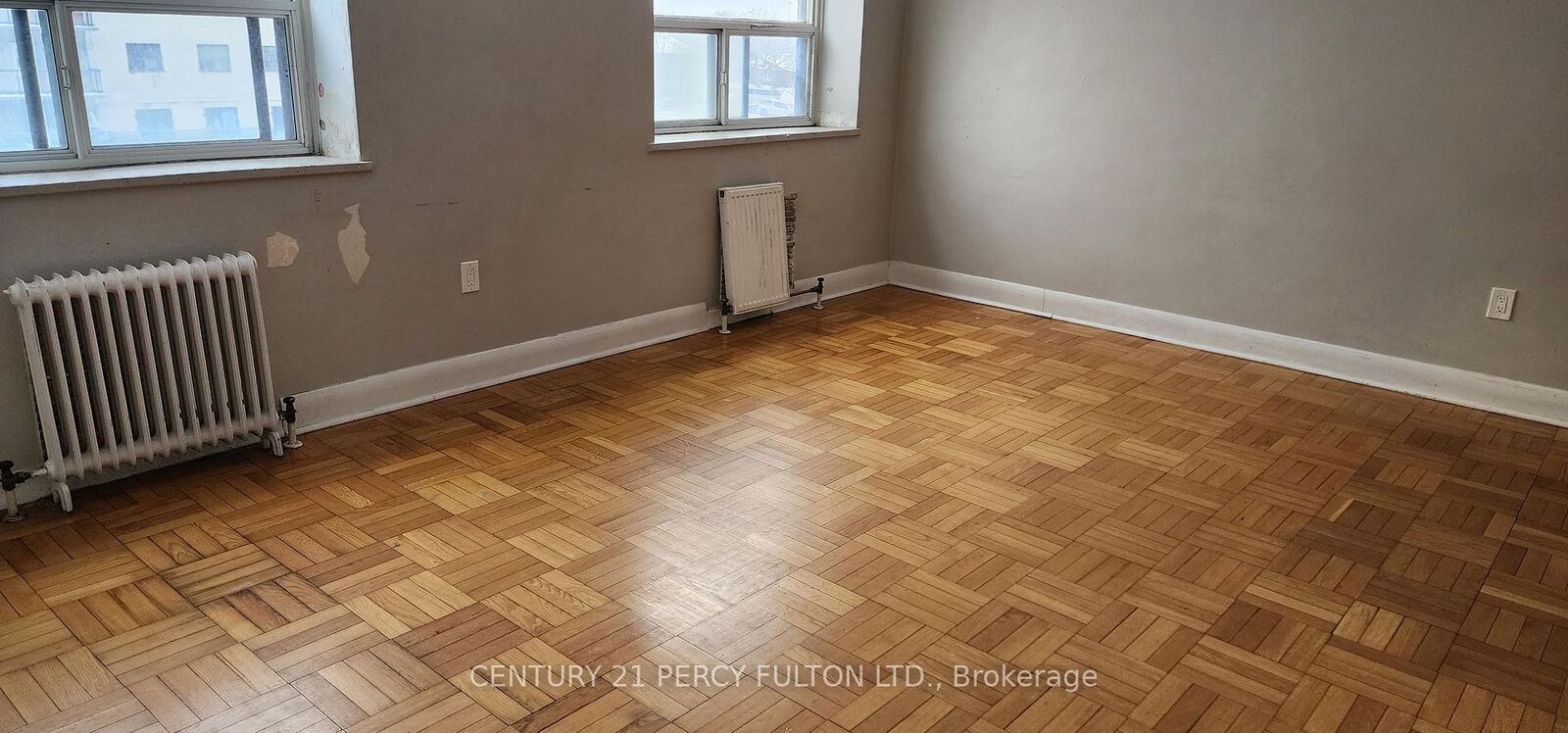 Property Photo:  1305 Wilson Street 301  ON M3M 1J4 