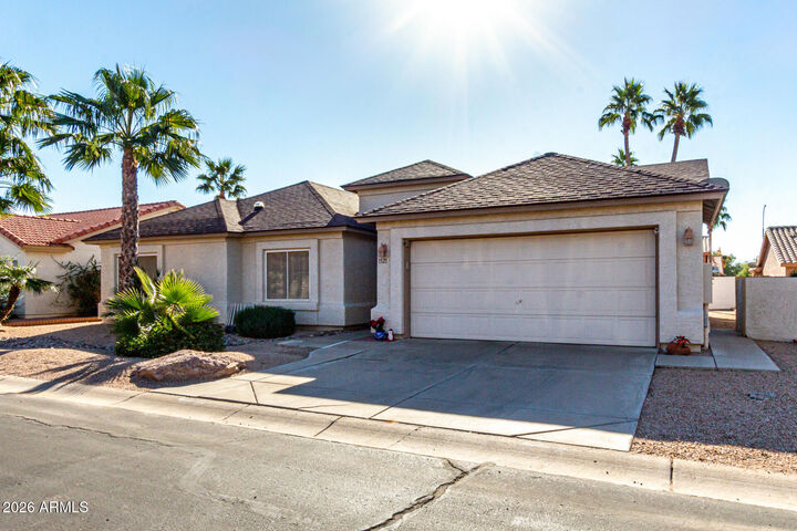 Property Photo:  1521 E Firestone Drive  AZ 85249 