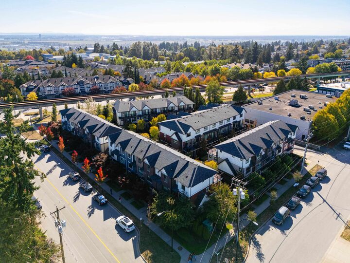 Property Photo:  7039 Macpherson Avenue 17  BC V5J 4N4 