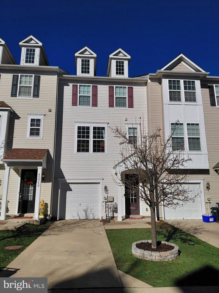 Property Photo:  43546 Wild Iris Street  MD 20619 