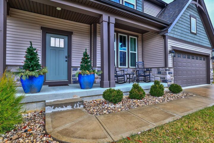 Property Photo:  1287 Heather Ridge  OH 45233 