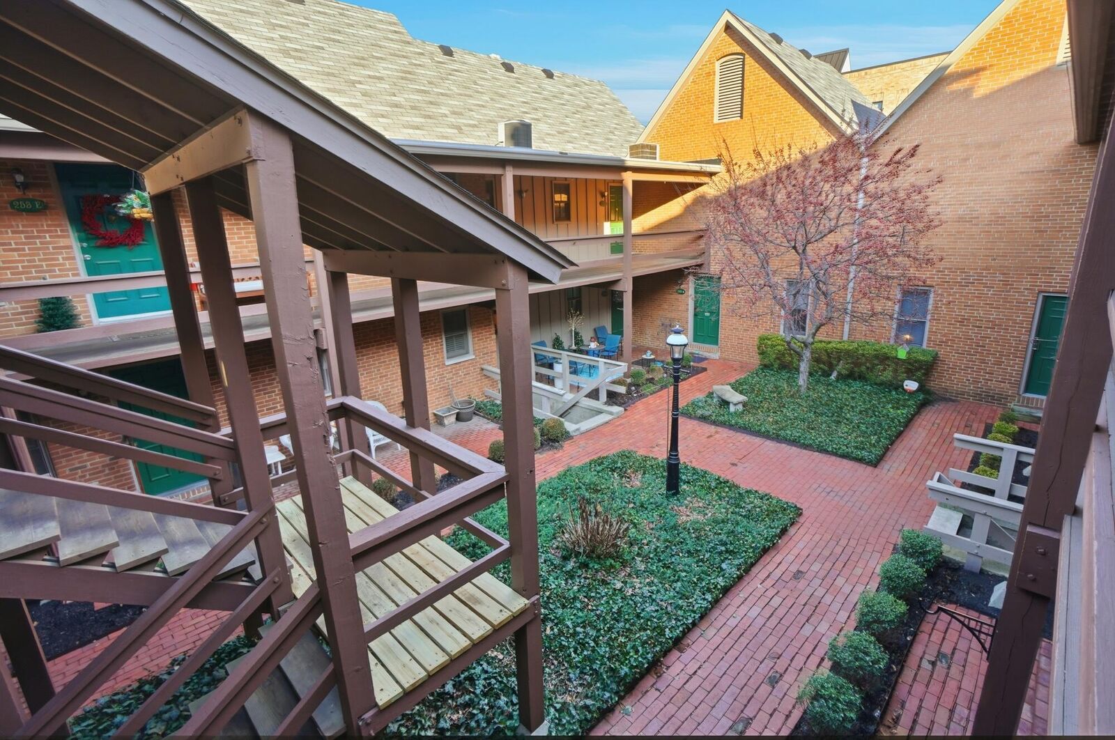 Property Photo: 253 E Kossuth Street OH 43206