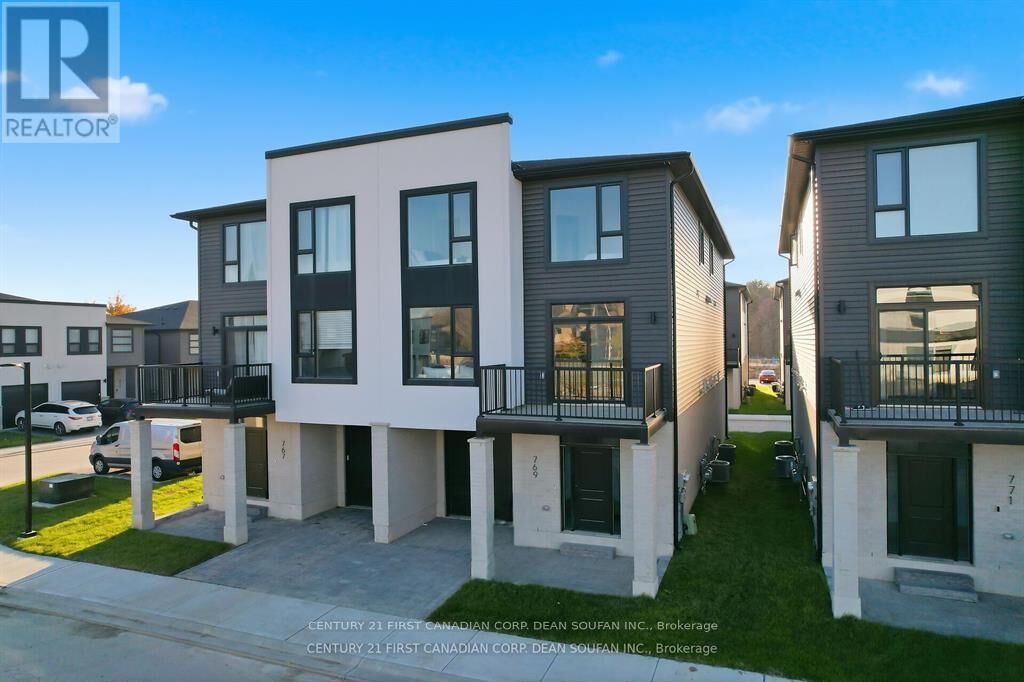 Property Photo:  769 Banyan Lane  ON N6G 5B1 