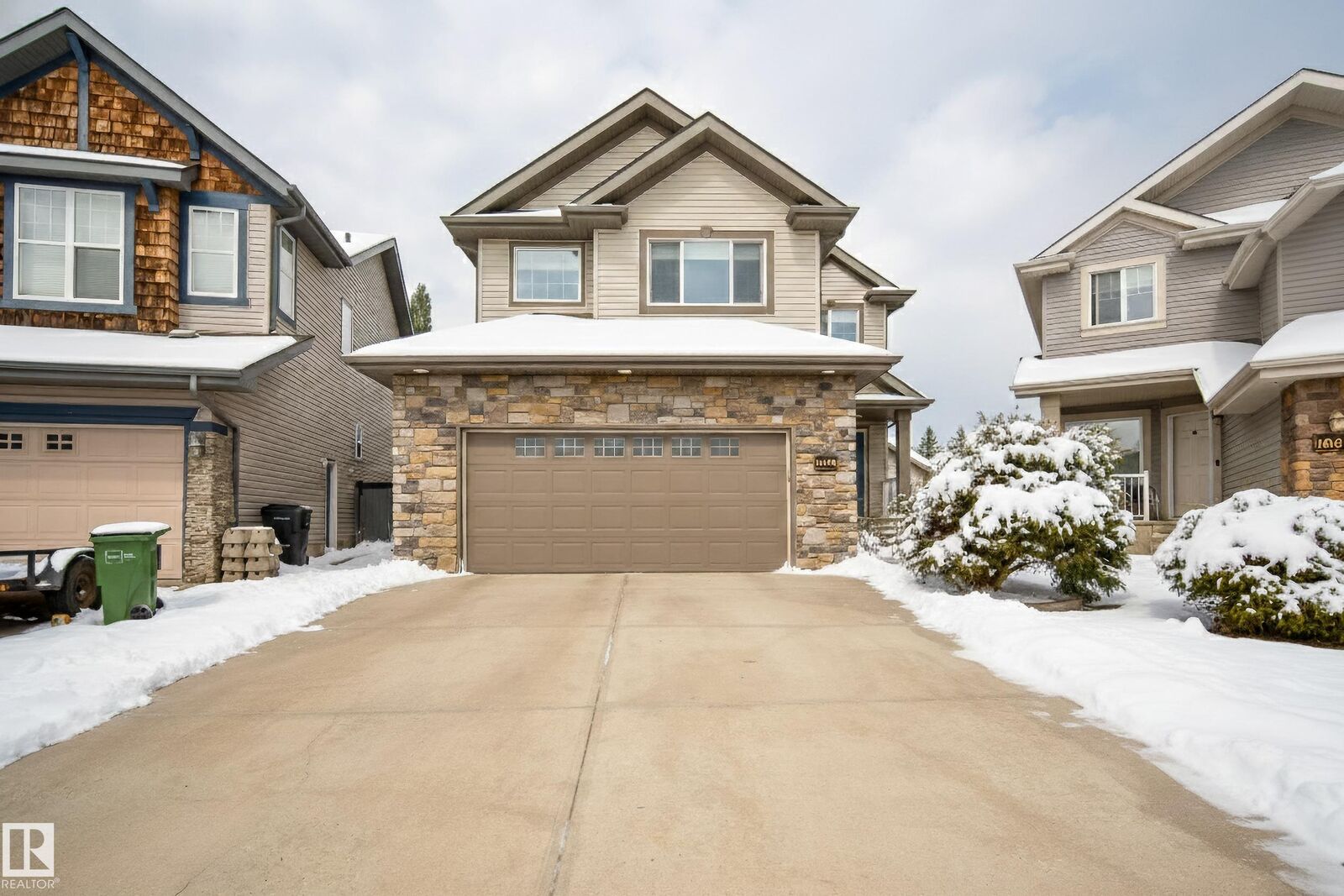 Property Photo:  1079 McKinney Green NW  AB T6R 3S5 
