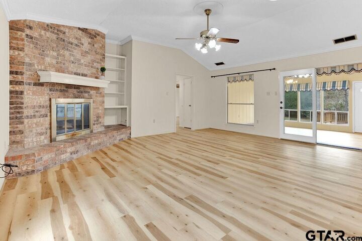 Property Photo:  307 Easy Dr.  TX 75771 