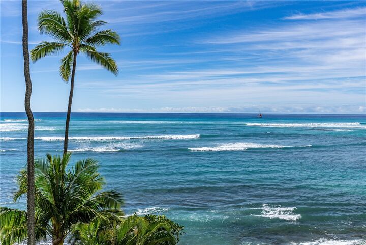 Property Photo:  2969 Kalakaua Avenue 202  HI 96815 