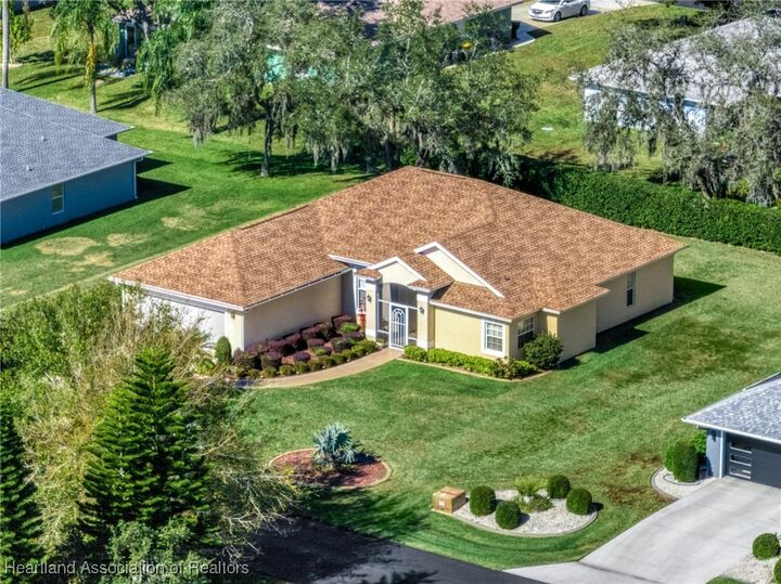 Property Photo:  2440 Manor Drive  FL 33872 