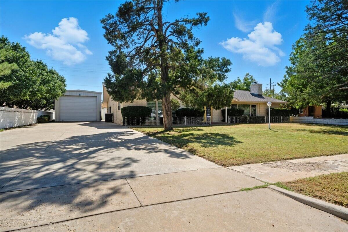 Property Photo:  1911 33rd Street  TX 79411 