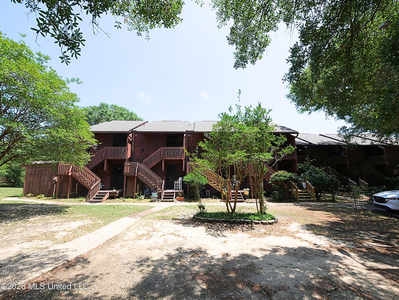 Property Photo:  208 Lakeside Villa  MS 39525 