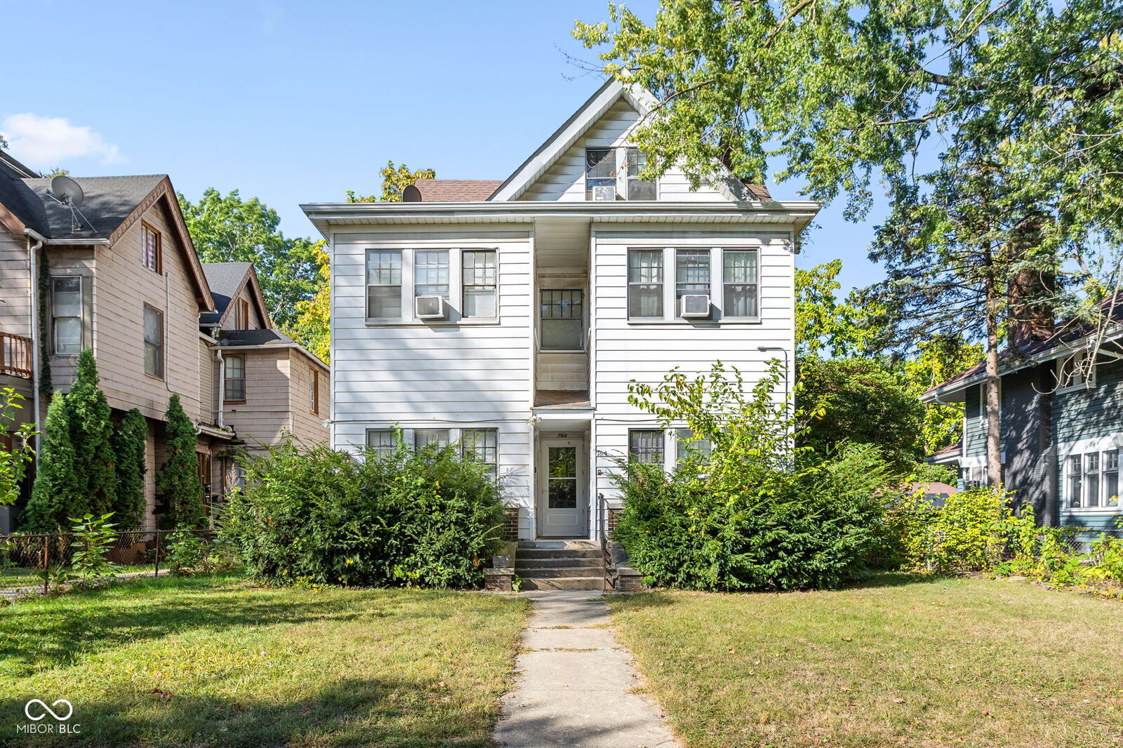 Property Photo:  784 Woodruff Place East Drive 2  IN 46201 