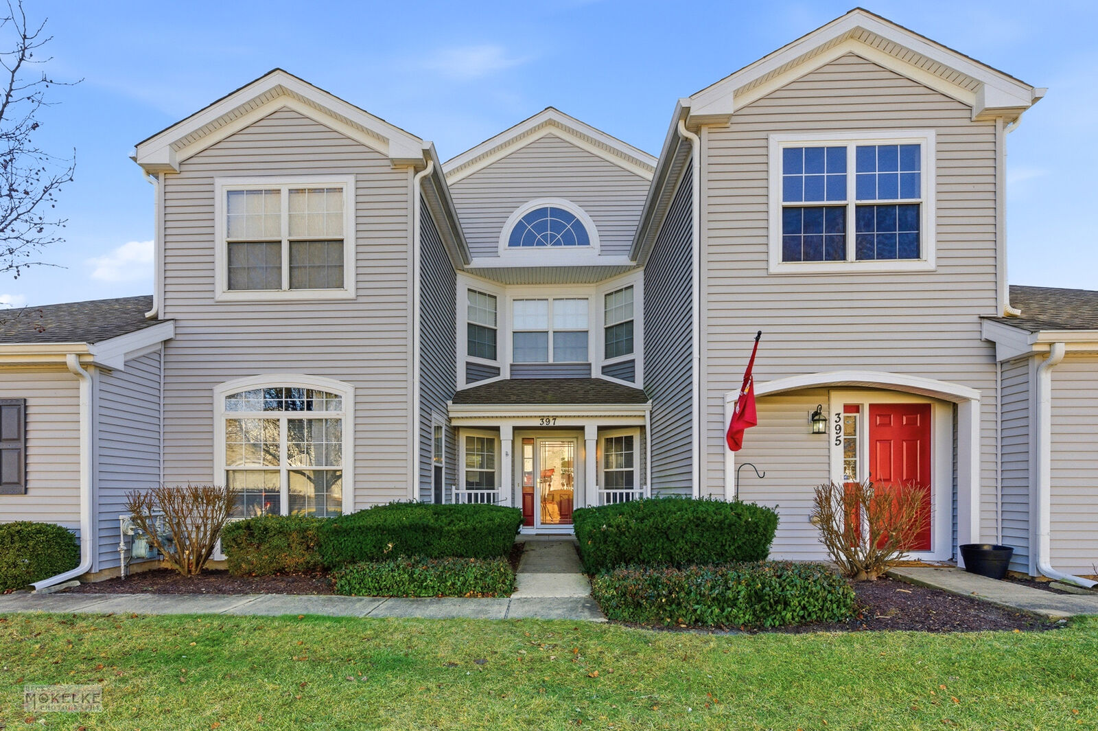 Property Photo:  397 Cascade Lane 397  IL 60543 