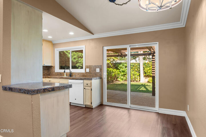 Property Photo: 5059 Via Calderon CA 93012