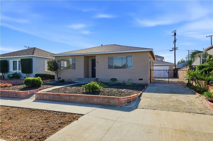 Property Photo:  2217 Southside Drive  CA 90640 
